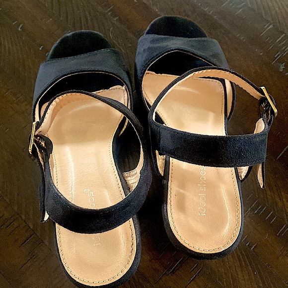 Notch This Again Platform Heels - Picture 10 of 10